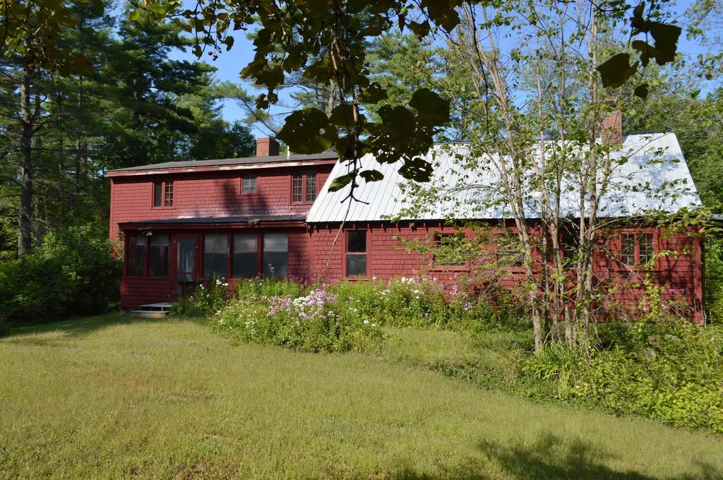 920 Pine River Pond Road Wakefield NH 03872