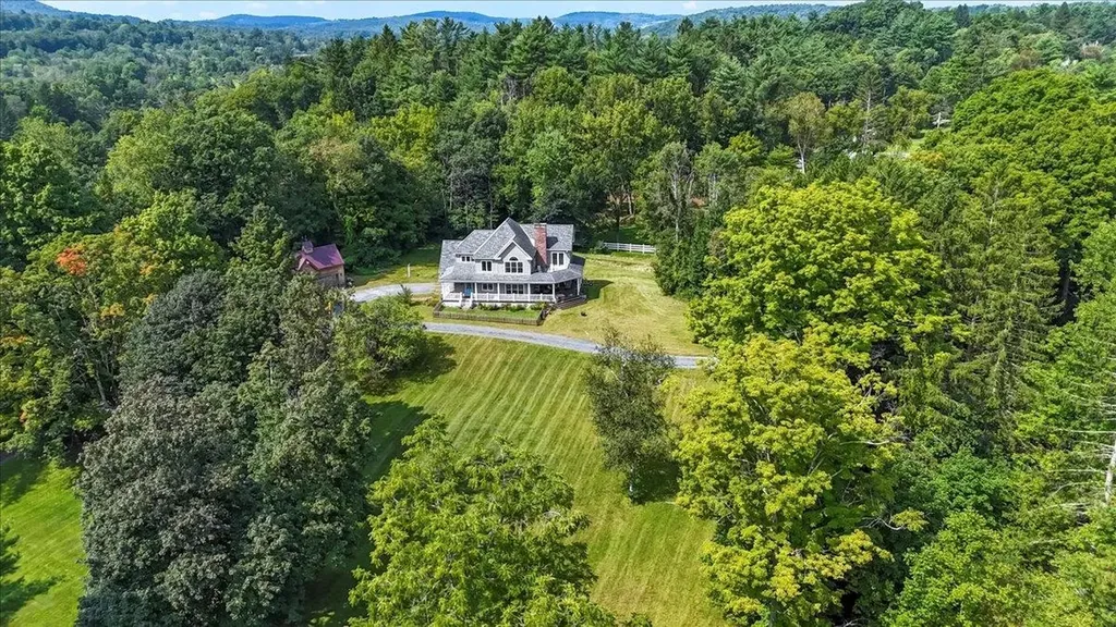 688 Rice Lane Bennington VT 05201