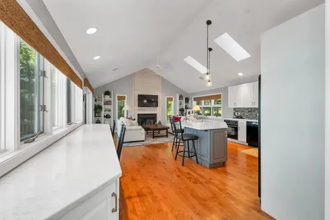 16 Marina Road Madison NH 03875