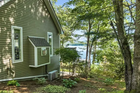 16 Marina Road Madison NH 03875