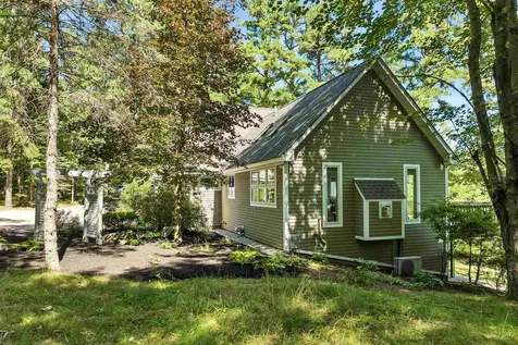 16 Marina Road Madison NH 03875