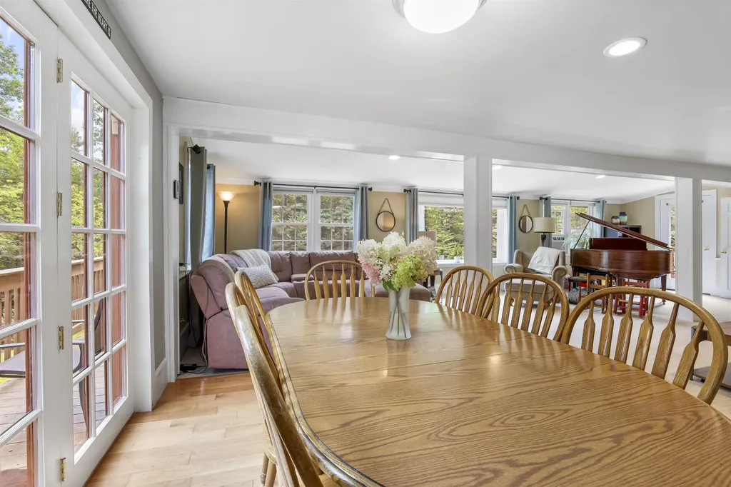 58 Oak Hill Road New Ipswich NH 03071