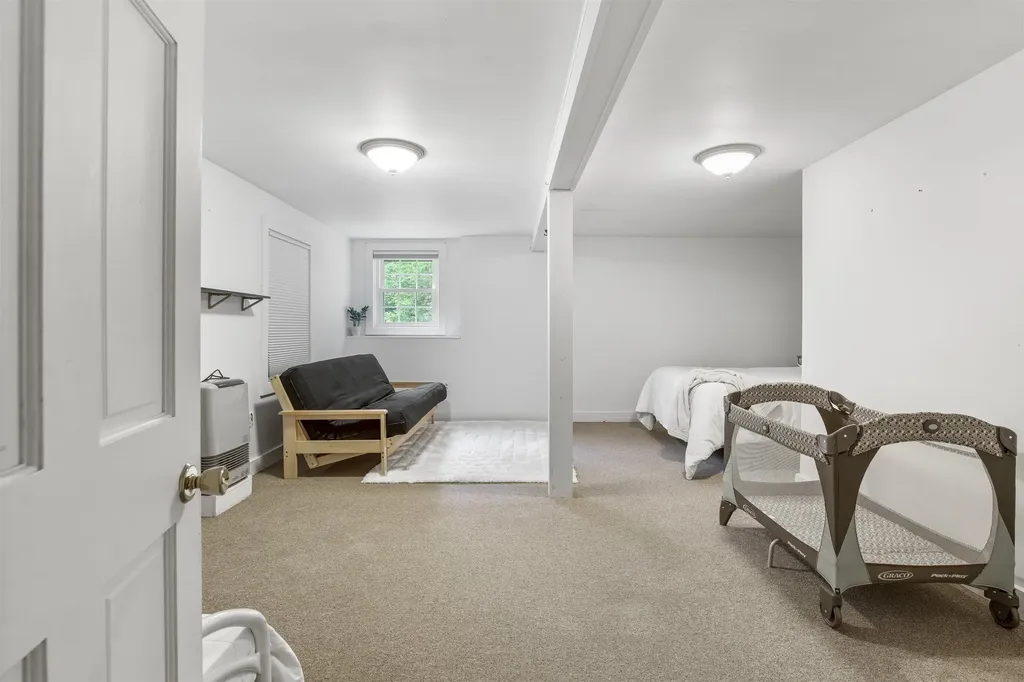 58 Oak Hill Road New Ipswich NH 03071