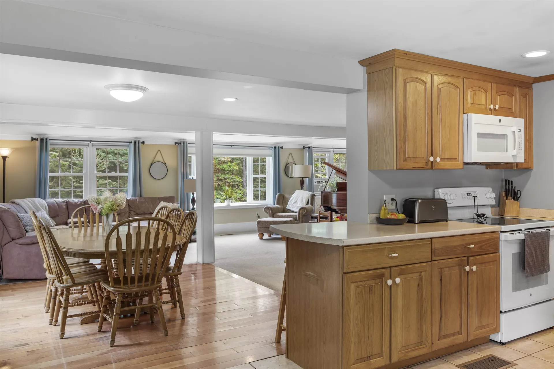 58 Oak Hill Road New Ipswich NH 03071