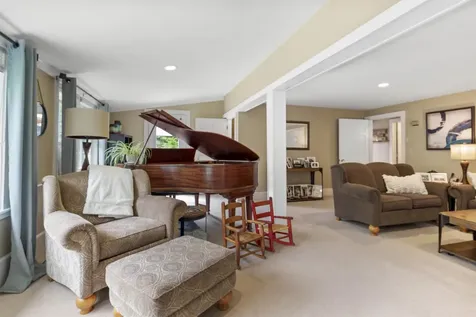 58 Oak Hill Road New Ipswich NH 03071