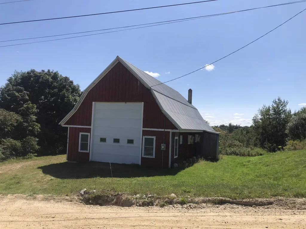 76 Eaton Road Pittsfield NH 03263
