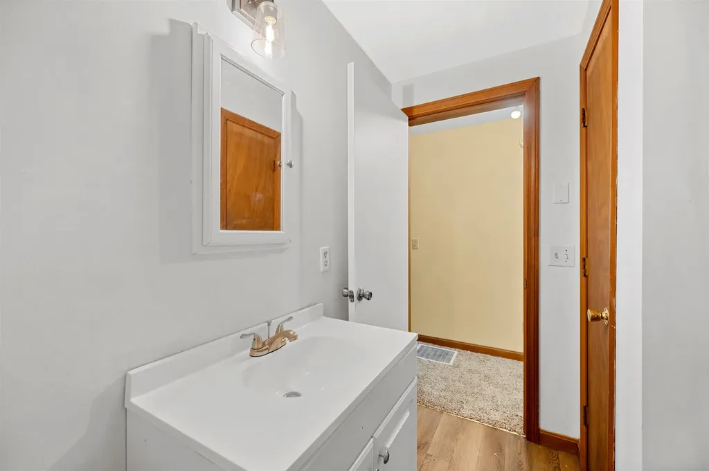74 Paul Avenue Berlin VT 05602