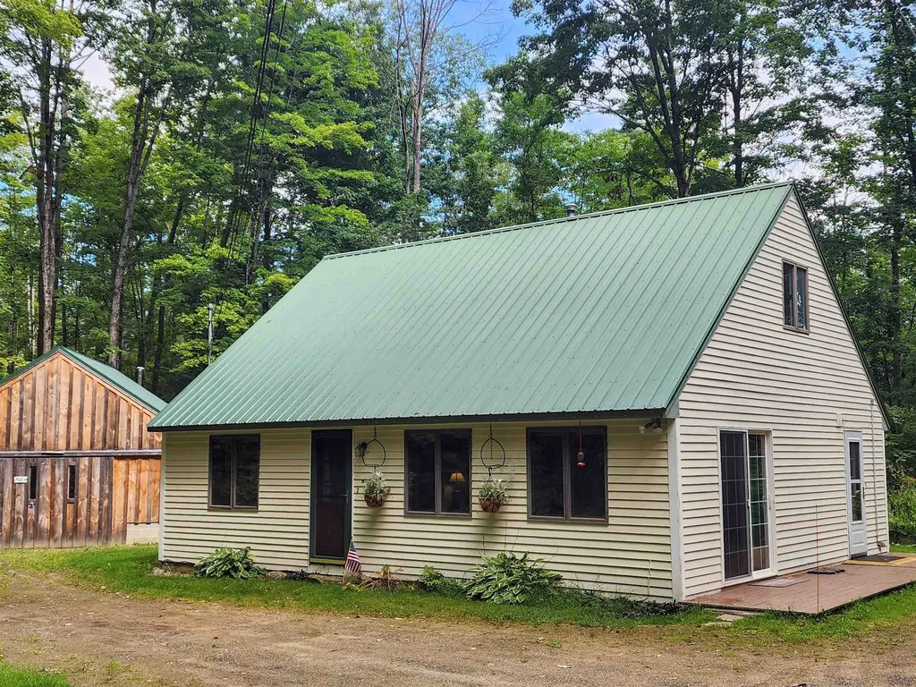 12 Doctor True Road Sanbornton NH 03269