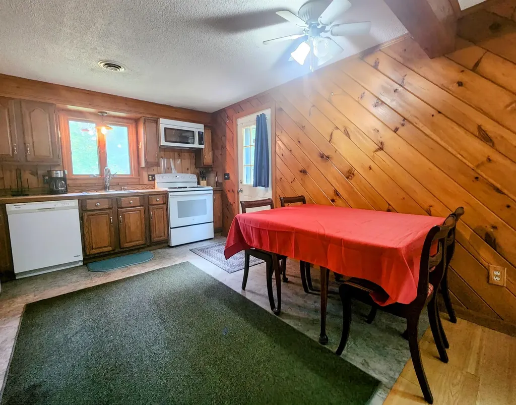 12 Doctor True Road Sanbornton NH 03269