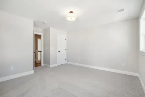 270 Sage Lane Portsmouth NH 03801