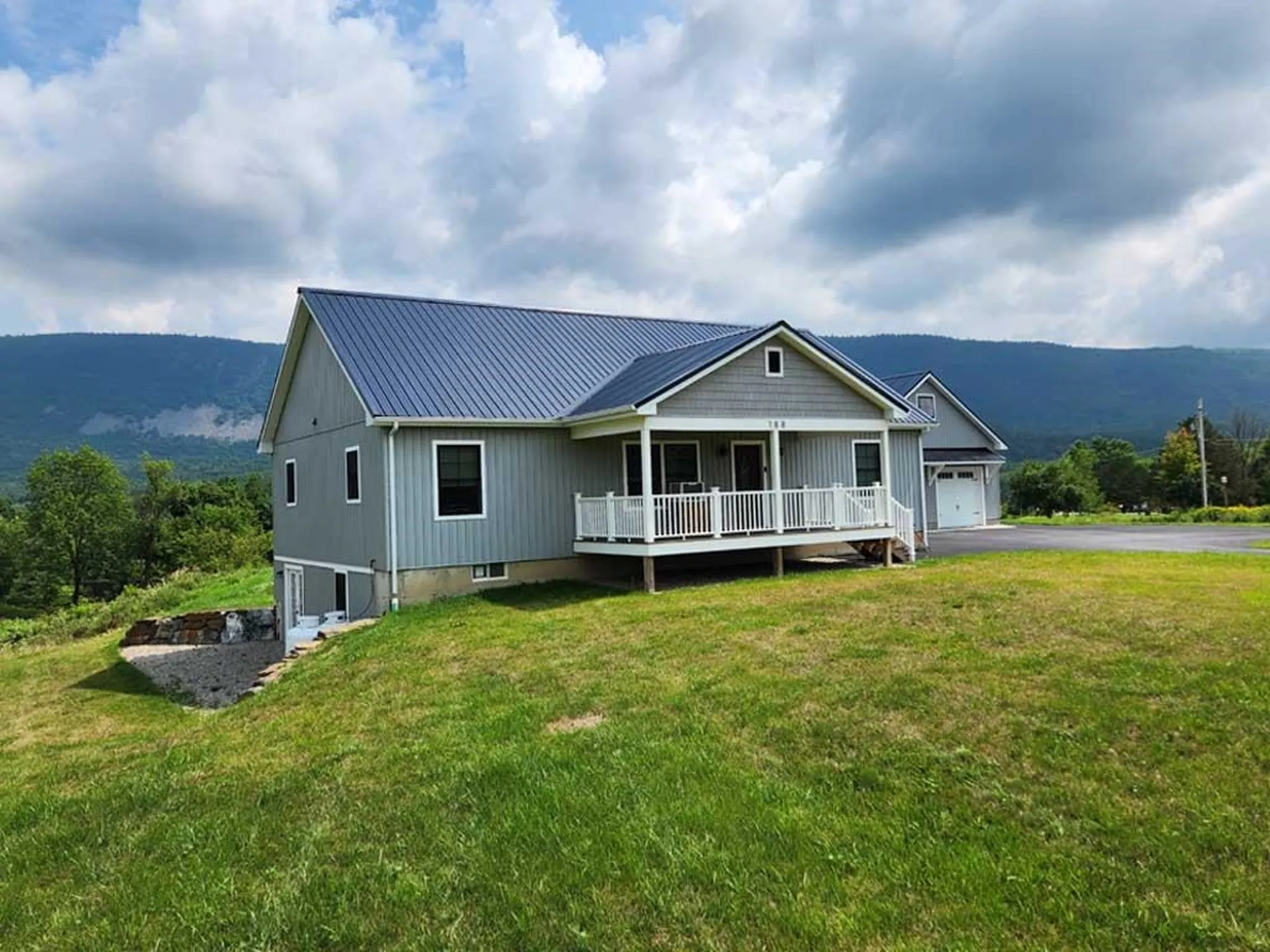 188 River Road Bristol VT 05443