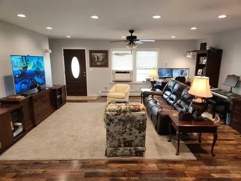 188 River Road Bristol VT 05443