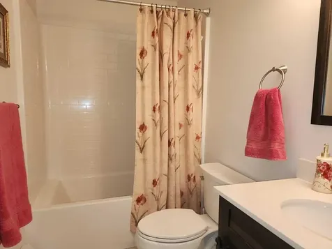 188 River Road Bristol VT 05443