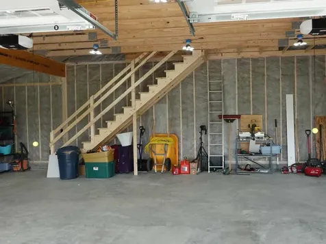 188 River Road Bristol VT 05443