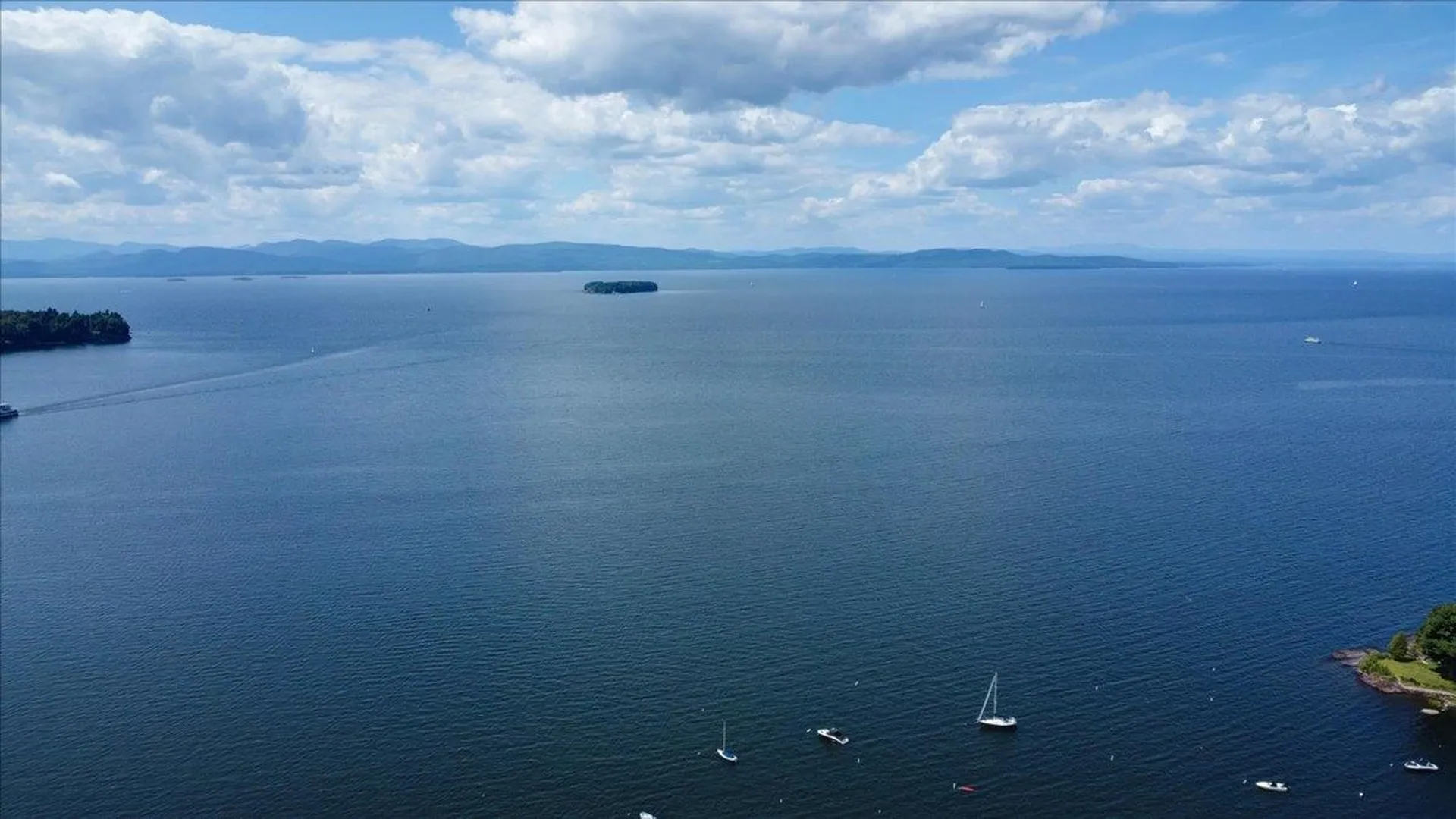 147 South Cove Road Burlington VT 05401