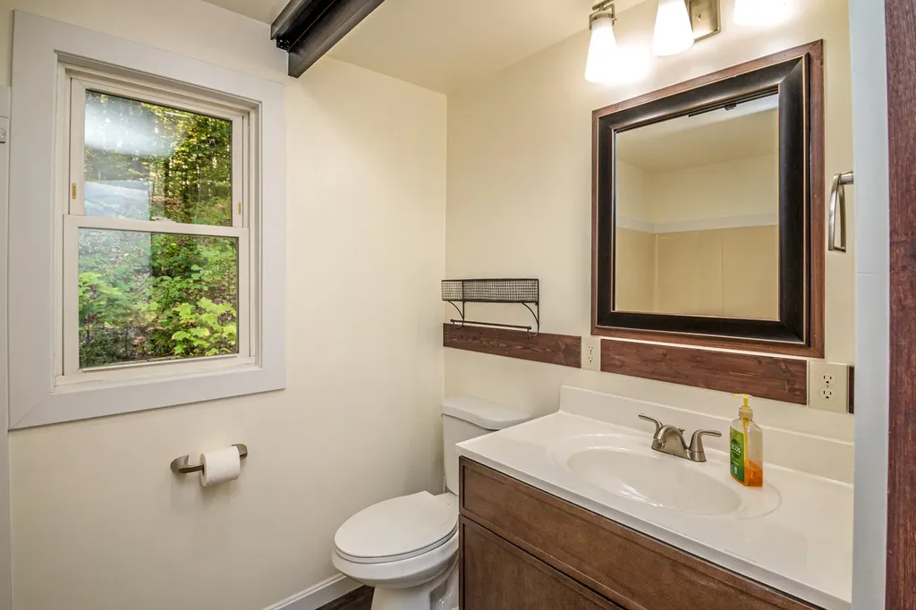 4200 River Road Bristol NH 03222