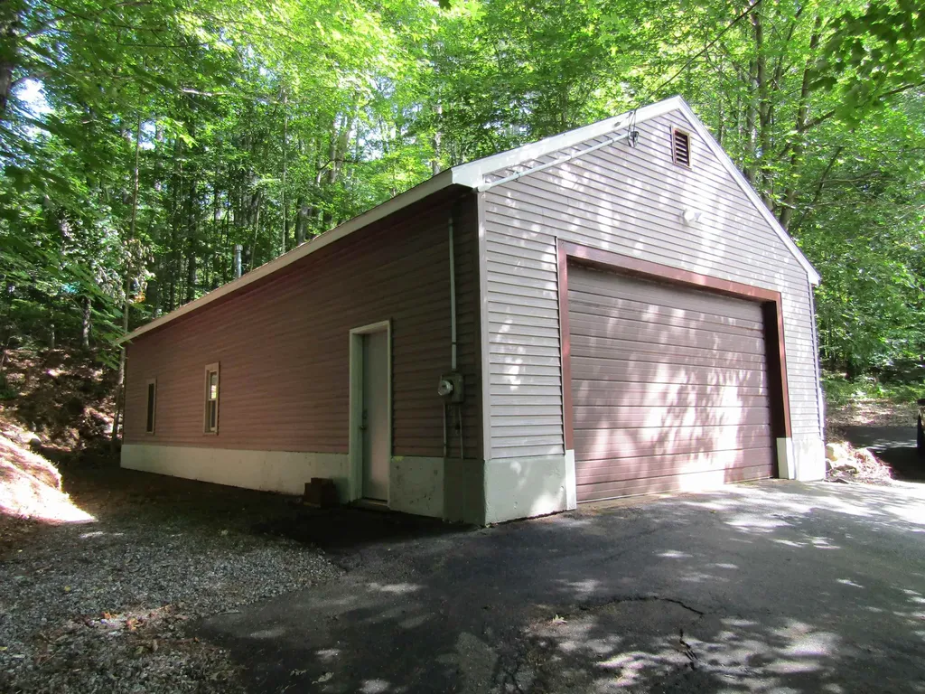 4200 River Road Bristol NH 03222