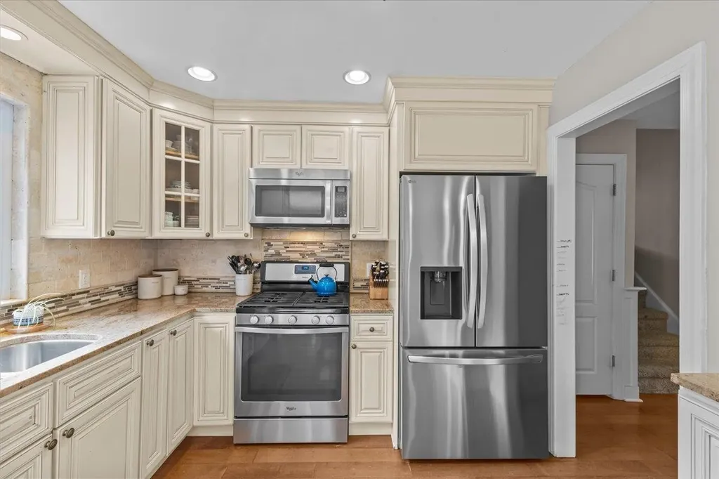 279 Mallard Drive Colchester VT 05446