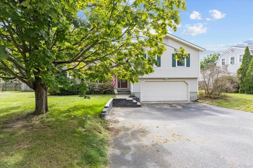 279 Mallard Drive Colchester VT 05446