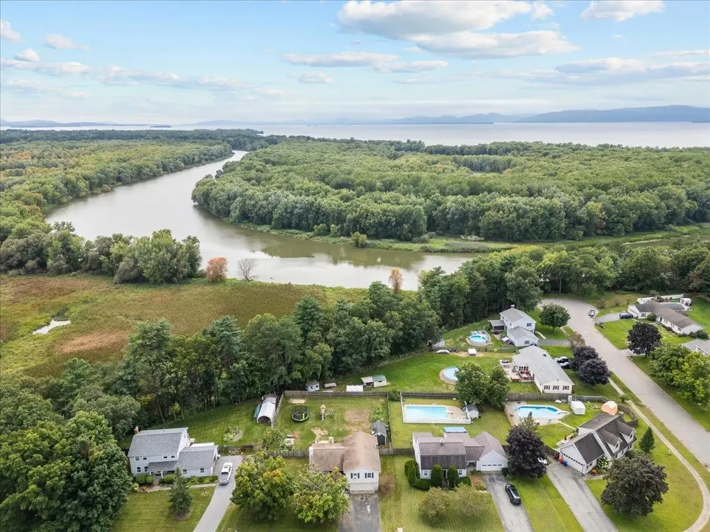 279 Mallard Drive Colchester VT 05446