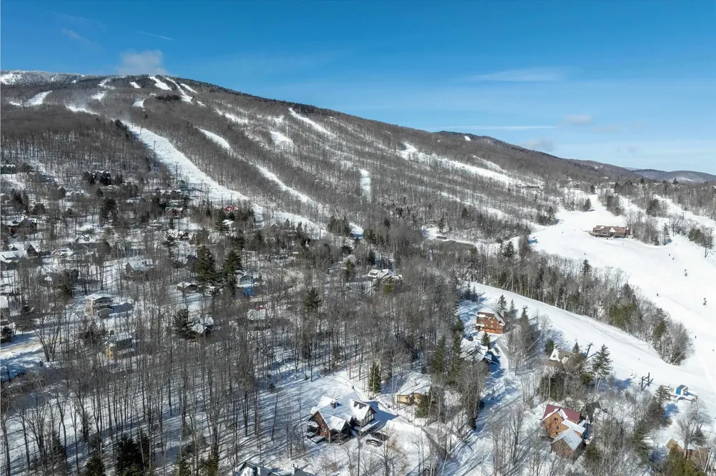 113 North Village Road Ludlow VT 05149