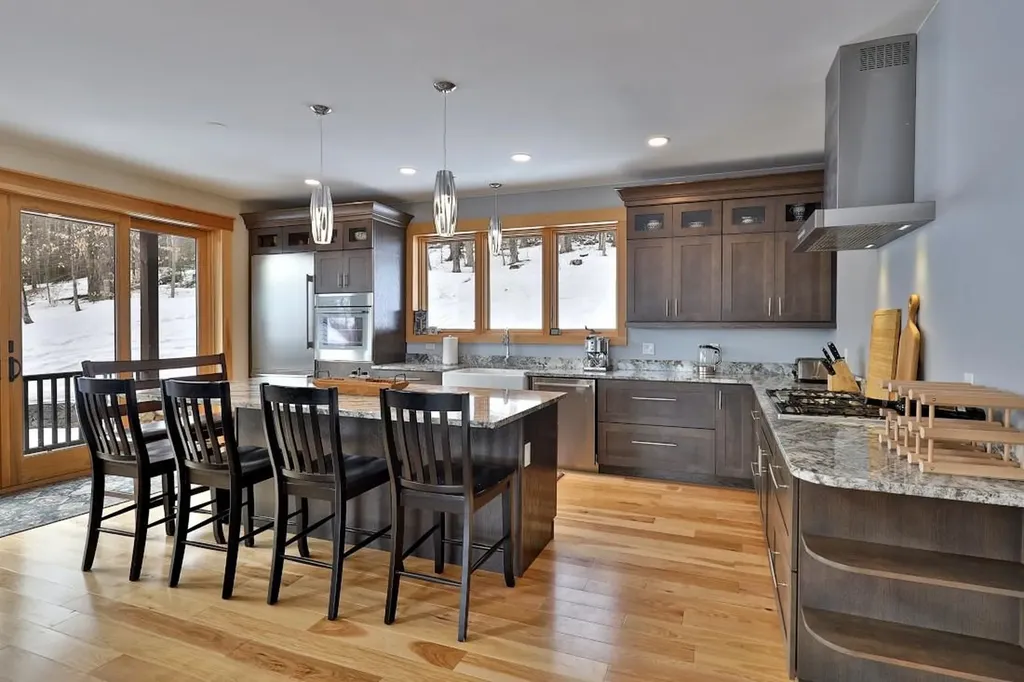 113 North Village Road Ludlow VT 05149
