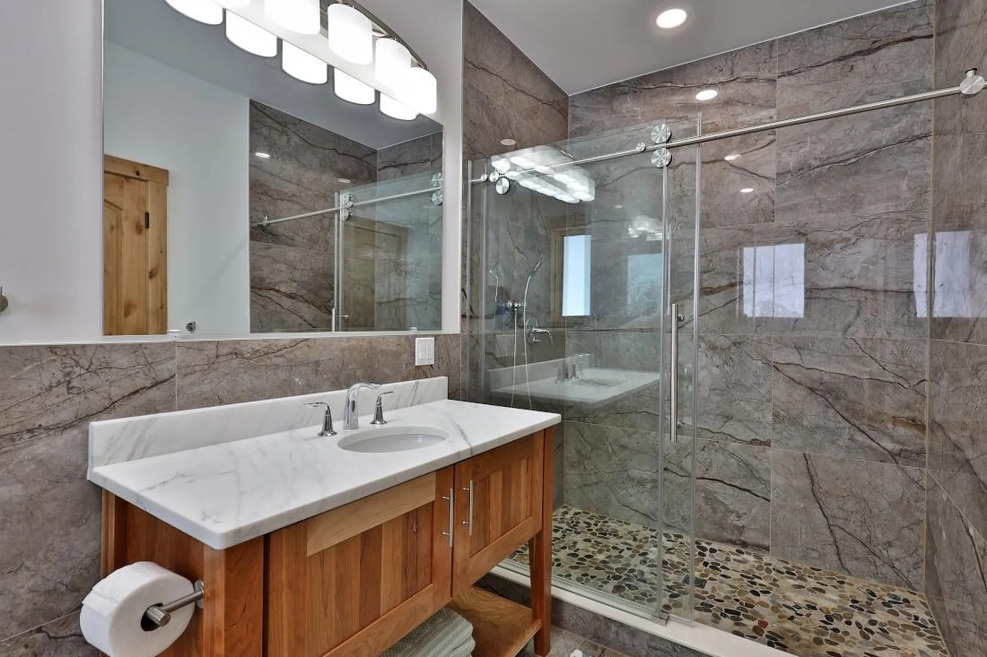 113 North Village Road Ludlow VT 05149