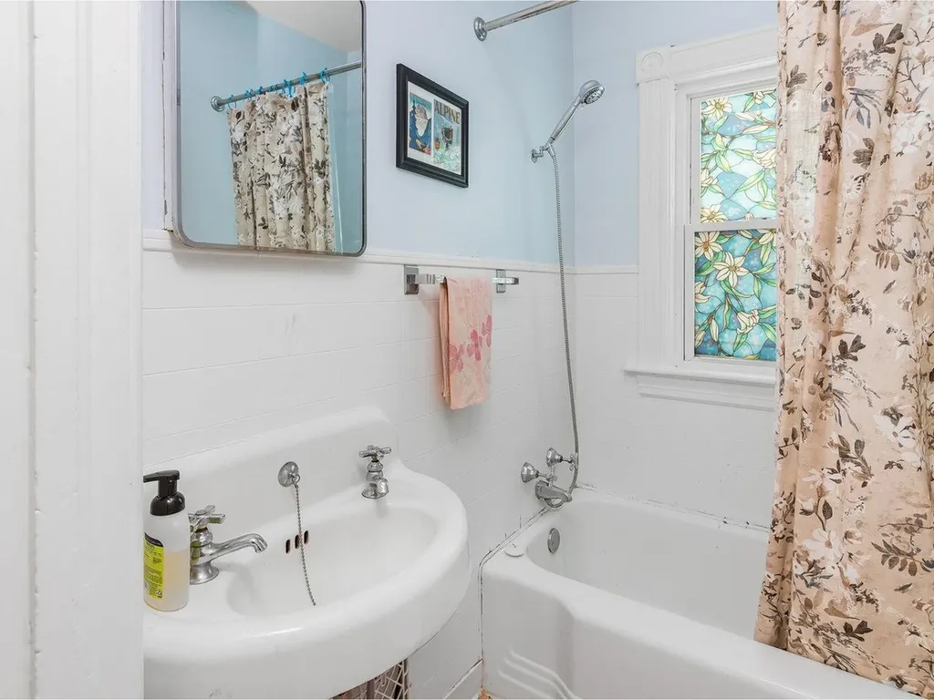 20 Booth Street Burlington VT 05401