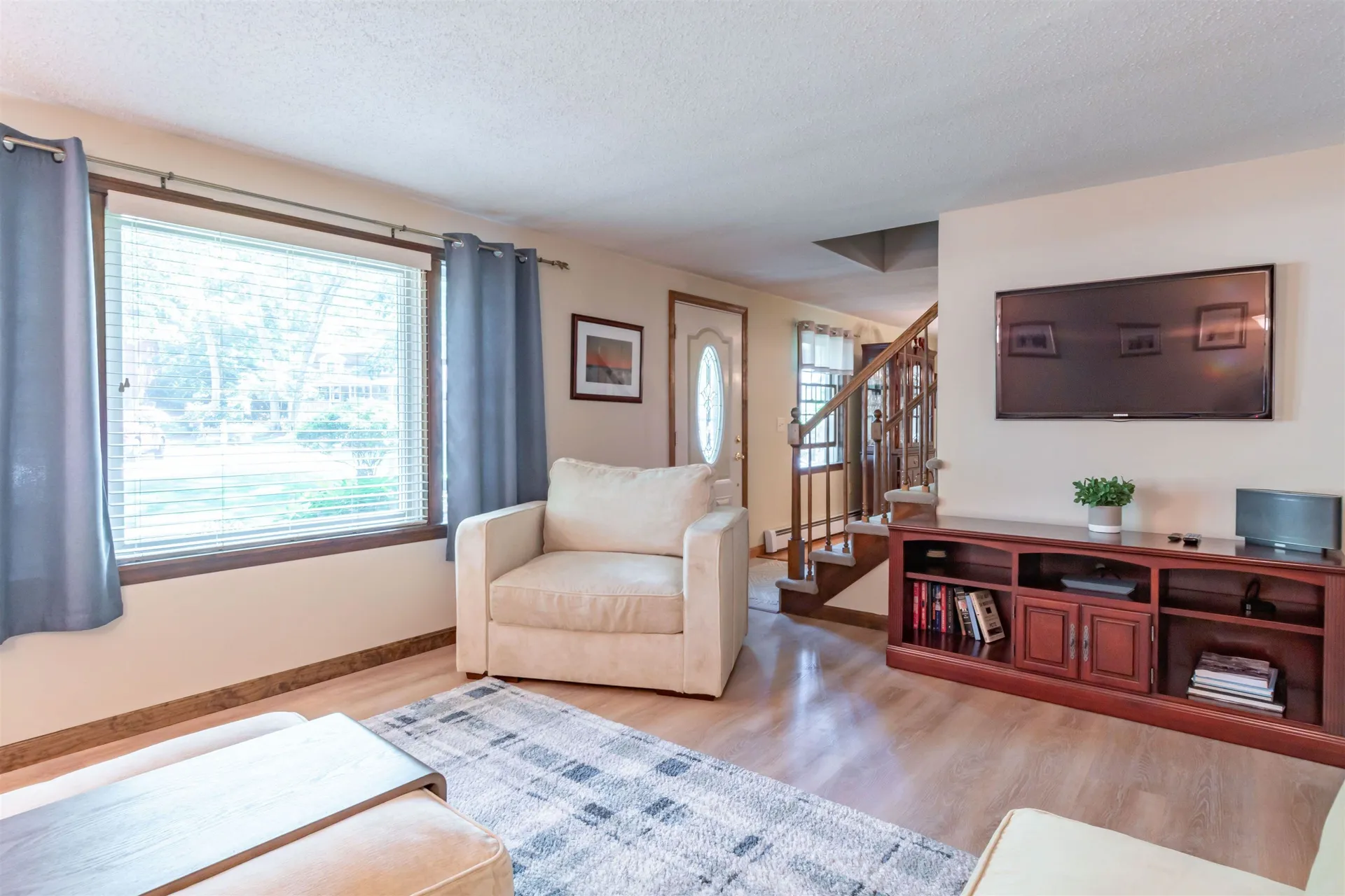 30 Raintree Drive Londonderry NH 03053