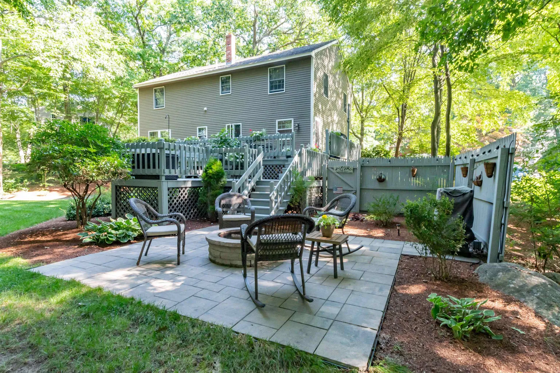 30 Raintree Drive Londonderry NH 03053