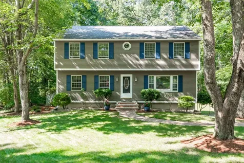30 Raintree Drive Londonderry NH 03053