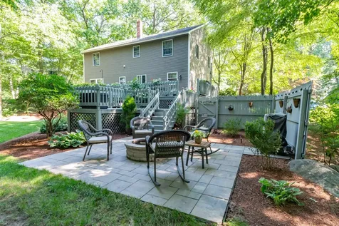 30 Raintree Drive Londonderry NH 03053
