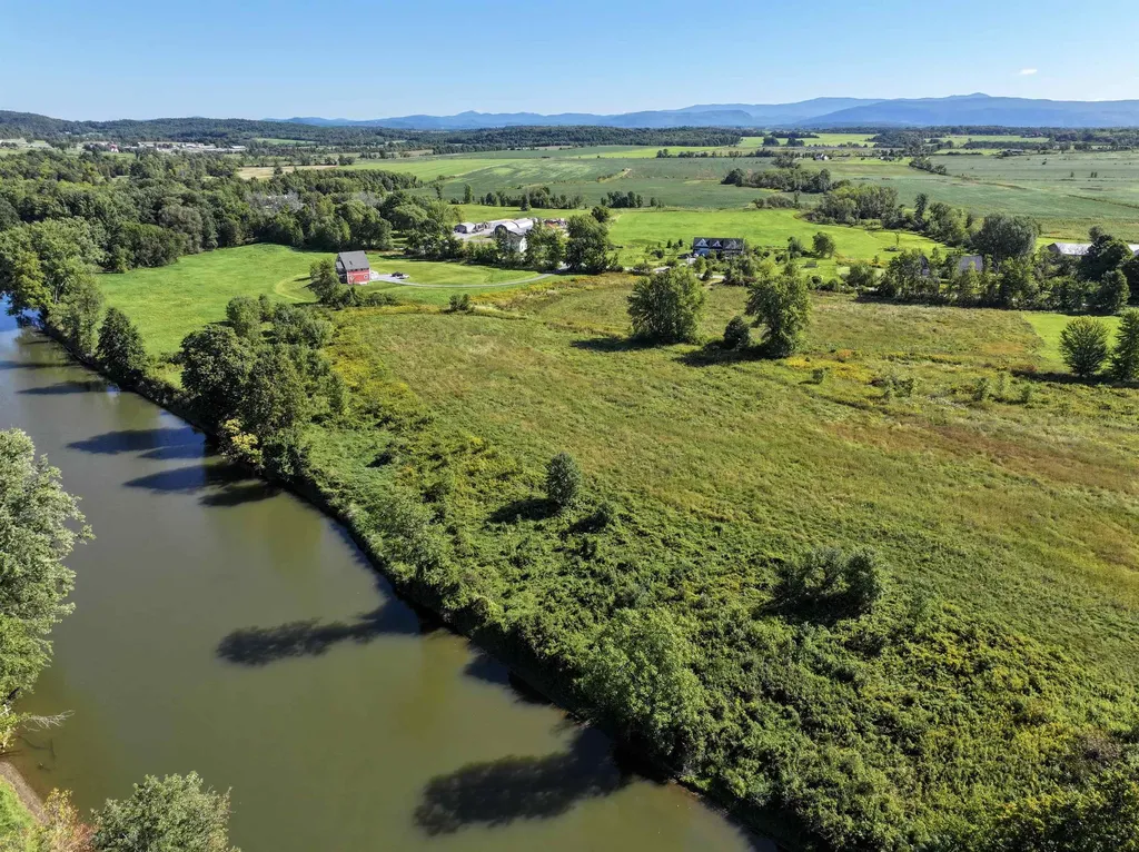 3319 Quaker Village Road Weybridge VT 05753