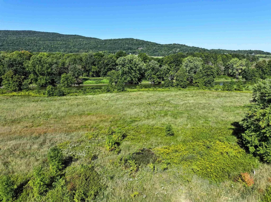 3319 Quaker Village Road Weybridge VT 05753