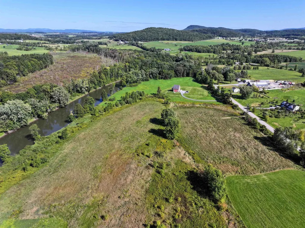 3319 Quaker Village Road Weybridge VT 05753