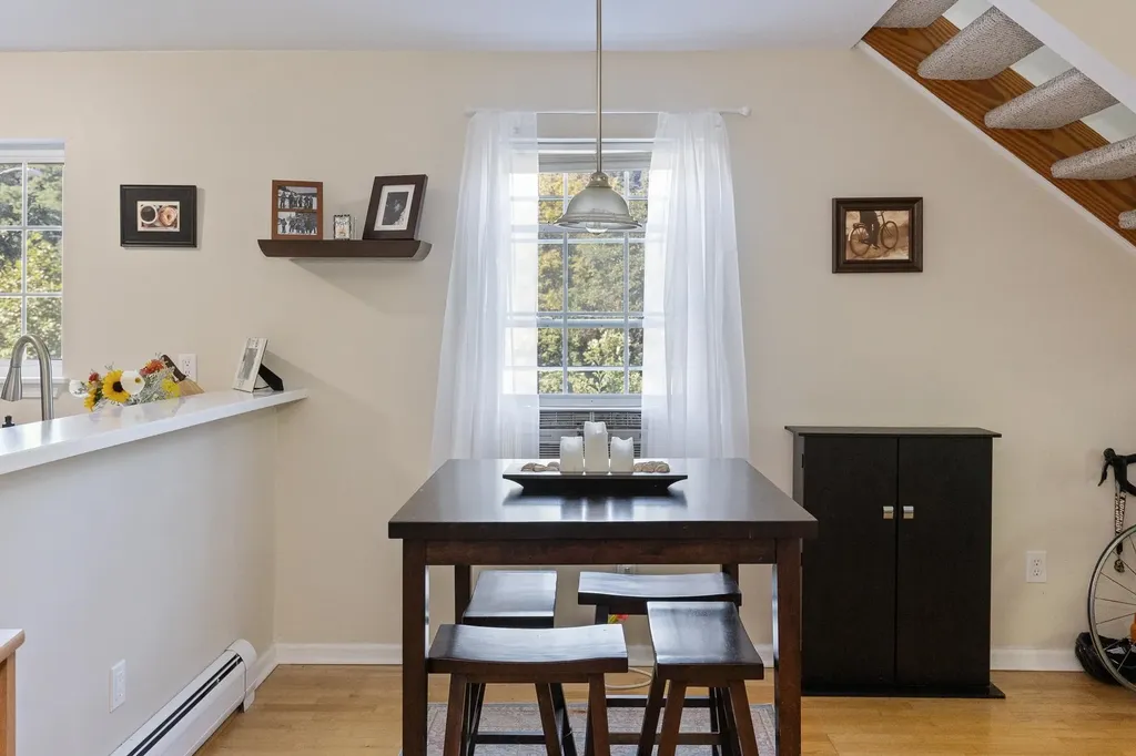 15 Hildred Drive Burlington VT 05401