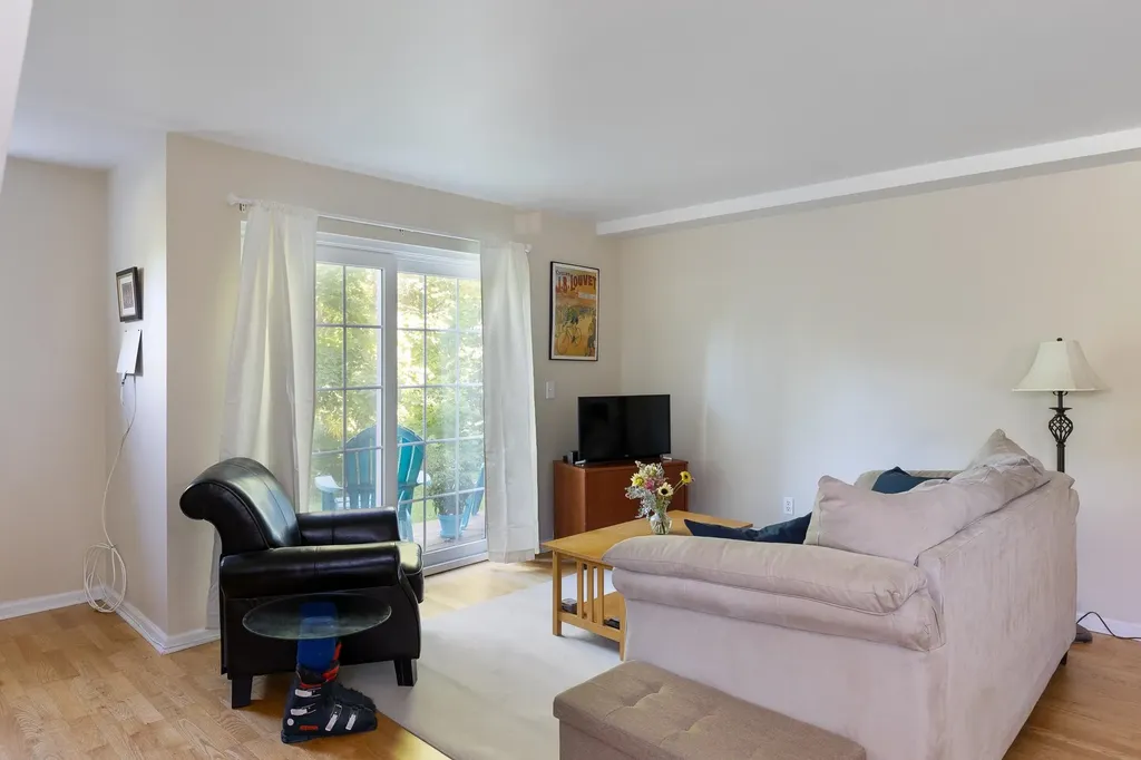 15 Hildred Drive Burlington VT 05401