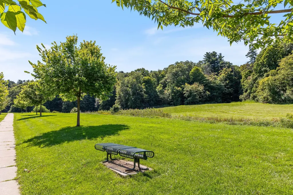 15 Hildred Drive Burlington VT 05401