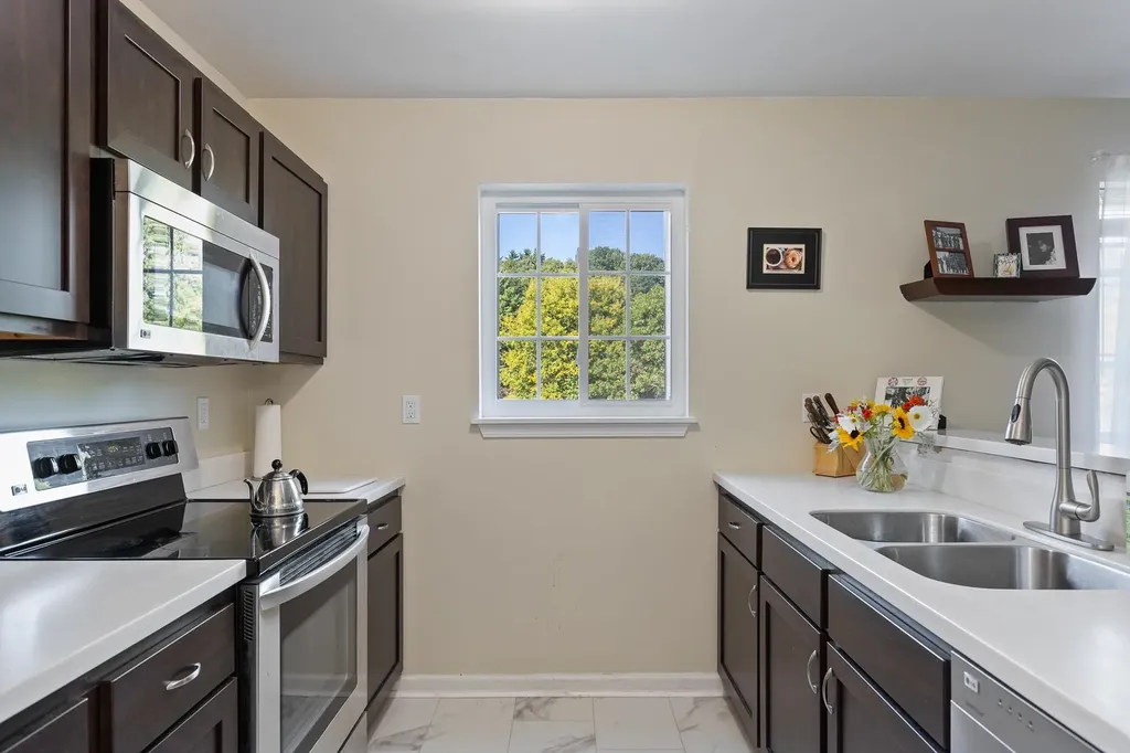 15 Hildred Drive Burlington VT 05401