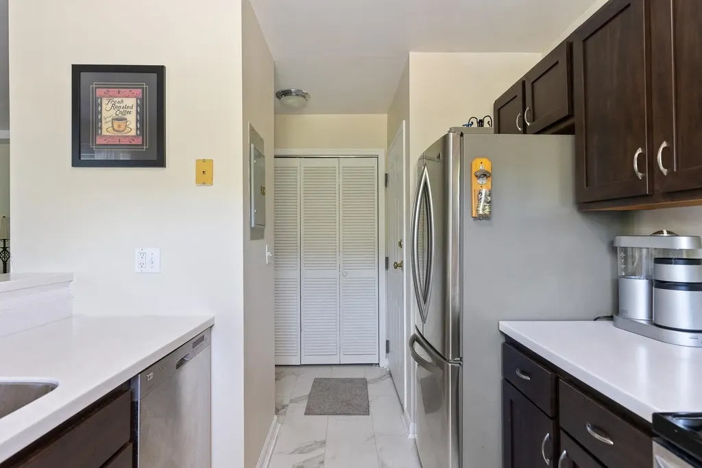 15 Hildred Drive Burlington VT 05401