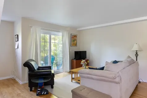 15 Hildred Drive Burlington VT 05401