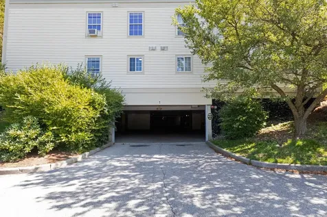 15 Hildred Drive Burlington VT 05401