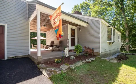 57 Stearns Road Amherst NH 03031