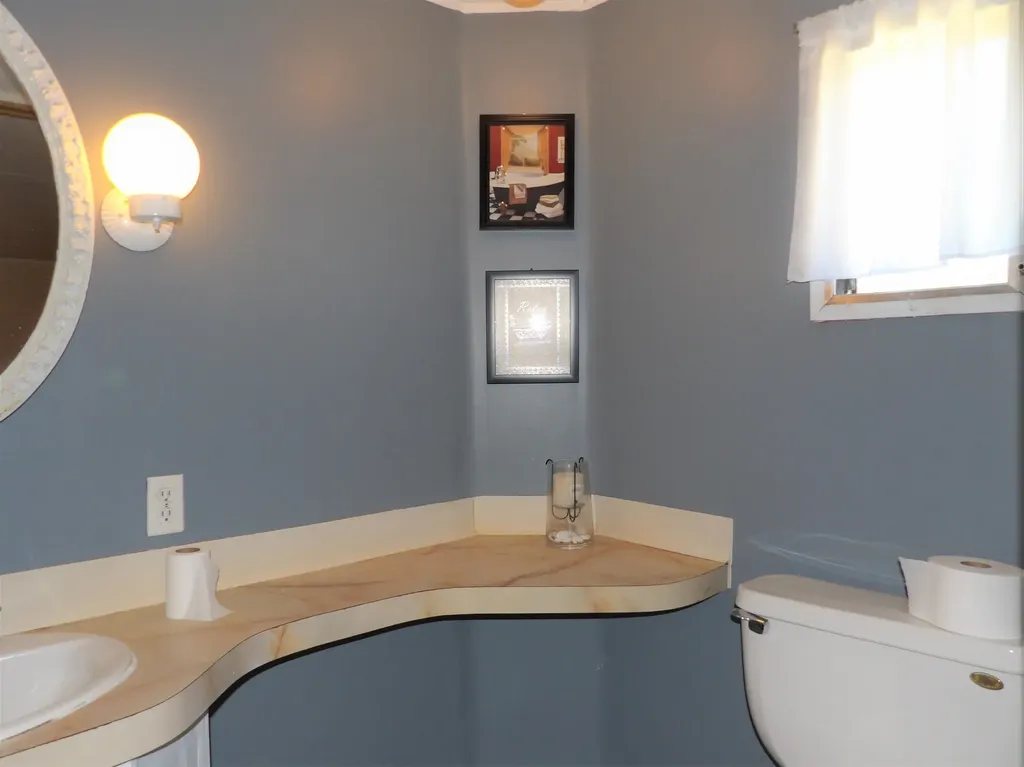 451 Cross Mill Extension Northfield NH 03276
