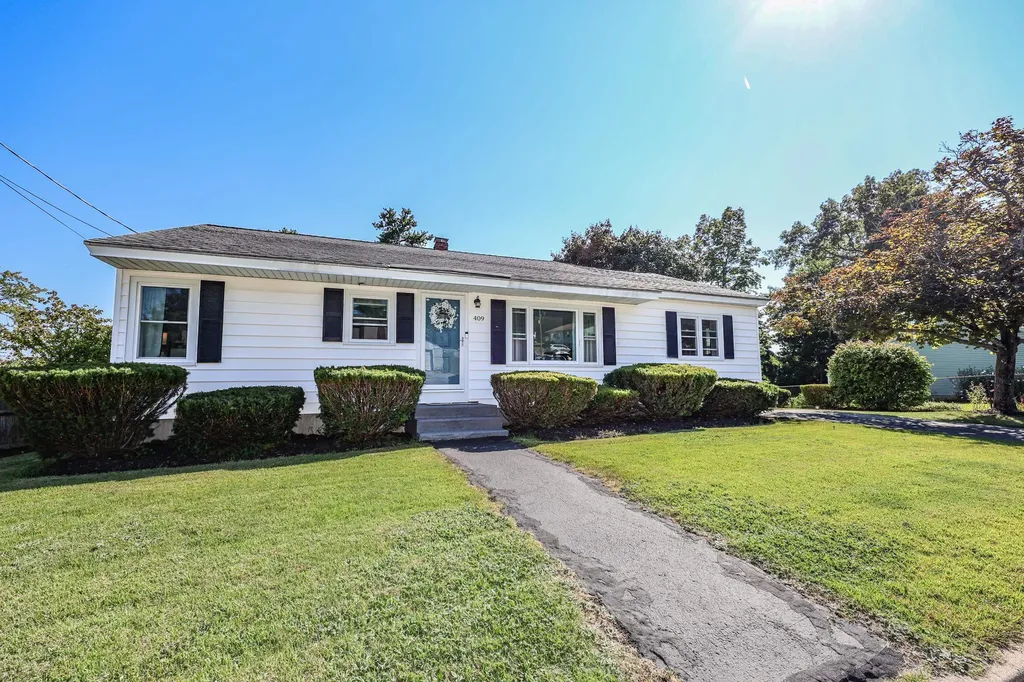 409 Seames Drive Manchester NH 03103