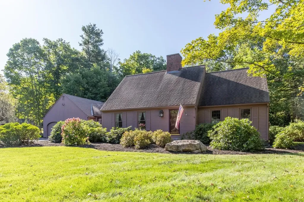 36 Lindahl Road Bedford NH 03110