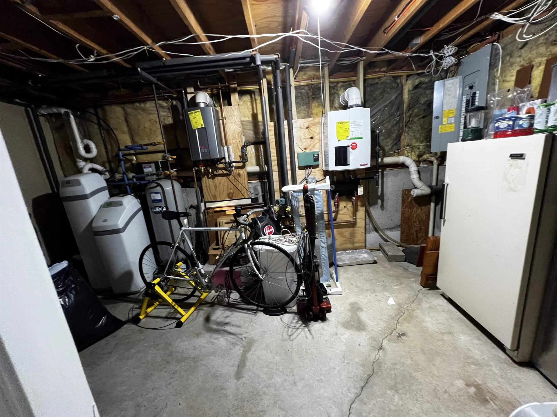 15 Windsong Drive Kingston NH 03848