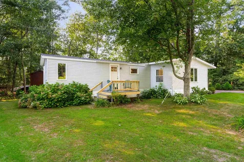 3 Zealand Park Seabrook NH 03874