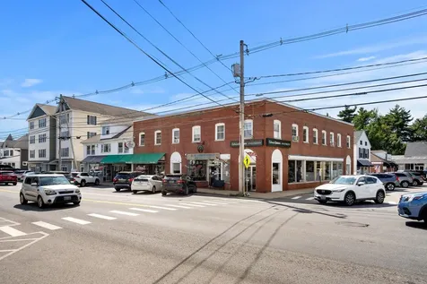 436-448 Lafayette Road Hampton NH 03842