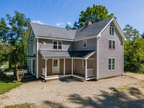 196 Tolend Road Barrington NH 03825